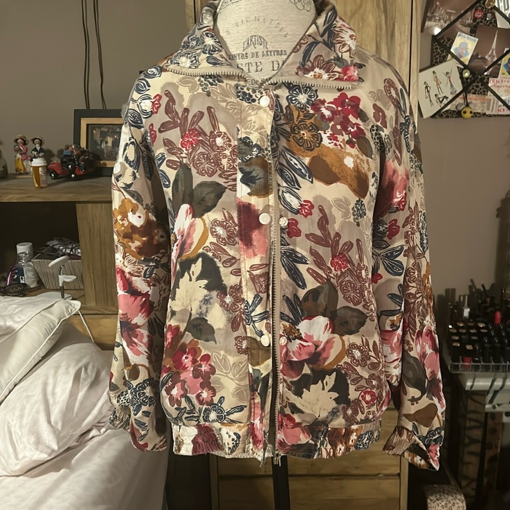Details Sportswear Silk Floral Track Jacket - Medium